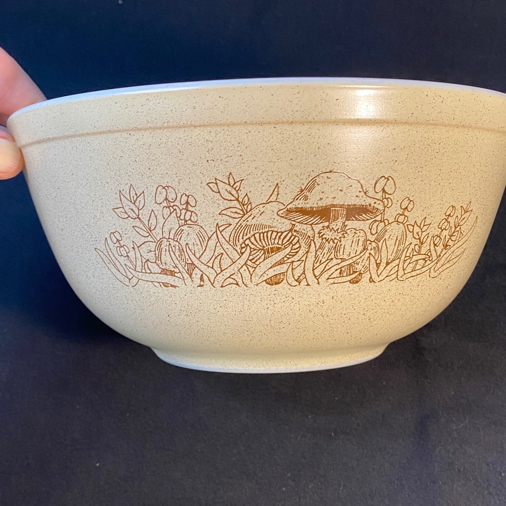 Vintage Pyrex Forest Fancies Mushroom Mixing Bowl #403